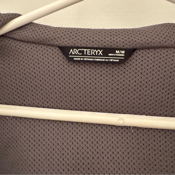 Arc'teryx Men's Gamma Performance Jacket in Gray - Picture 7 of 9